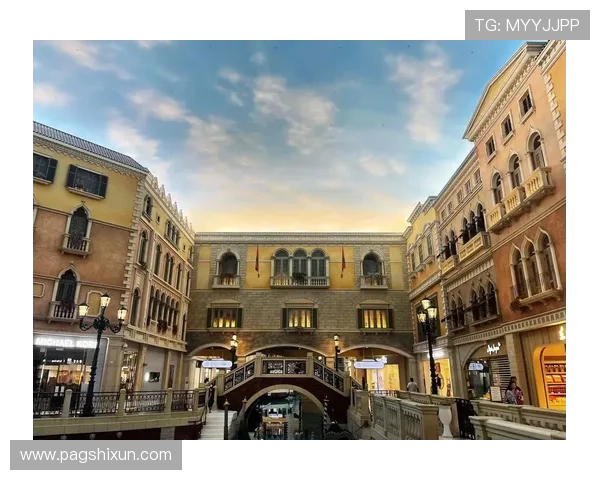 探索澳门人威尼斯官网白色的独特魅力与文化